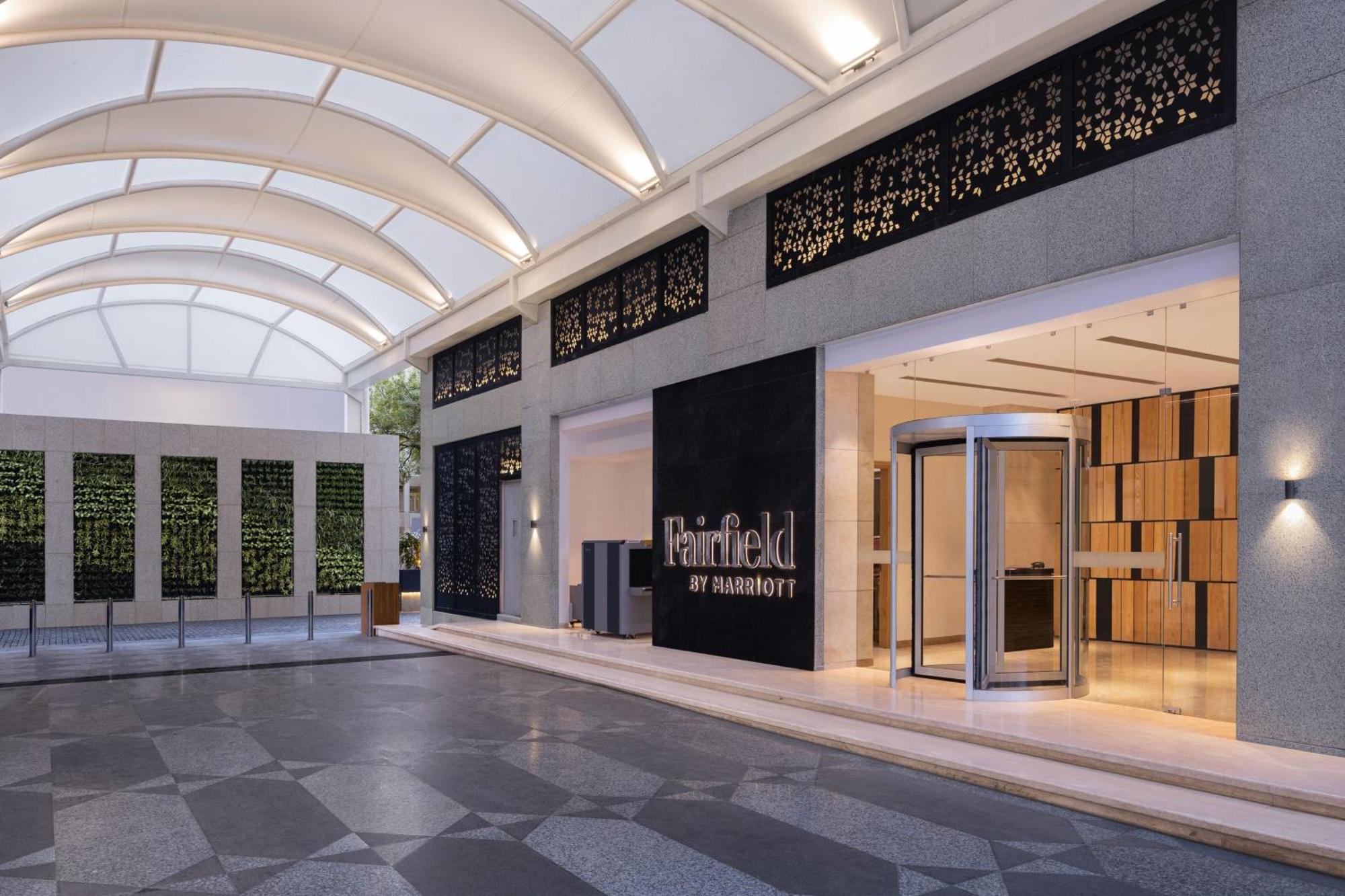 Fairfield By Marriott Agra Hotel Agra  Exterior photo